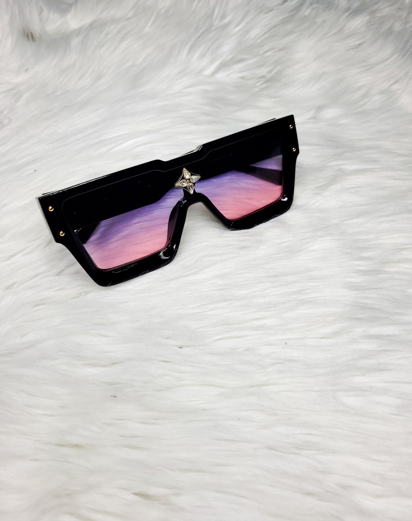 Trophy Wife Sunnies